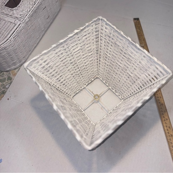White Woven Wicker Basket Lampshade vintage square - Picture 2 of 7